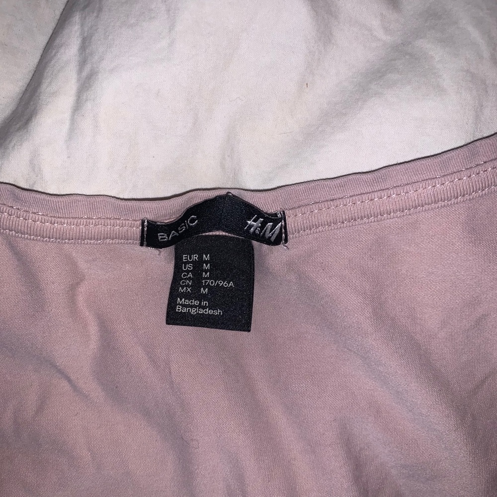 H&M basic tee - Picture 3 of 4
